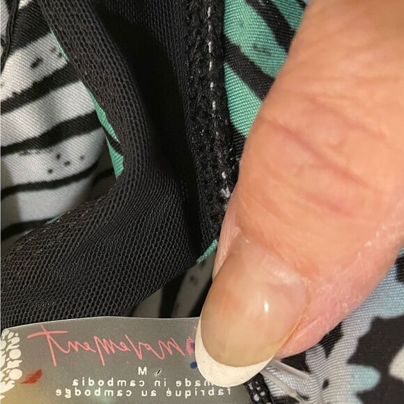 New People Movement Under Control Sports Bra and leggings set  size M - Picture 9 of 10